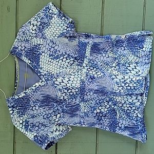 Healing Hands Scrub top size XL